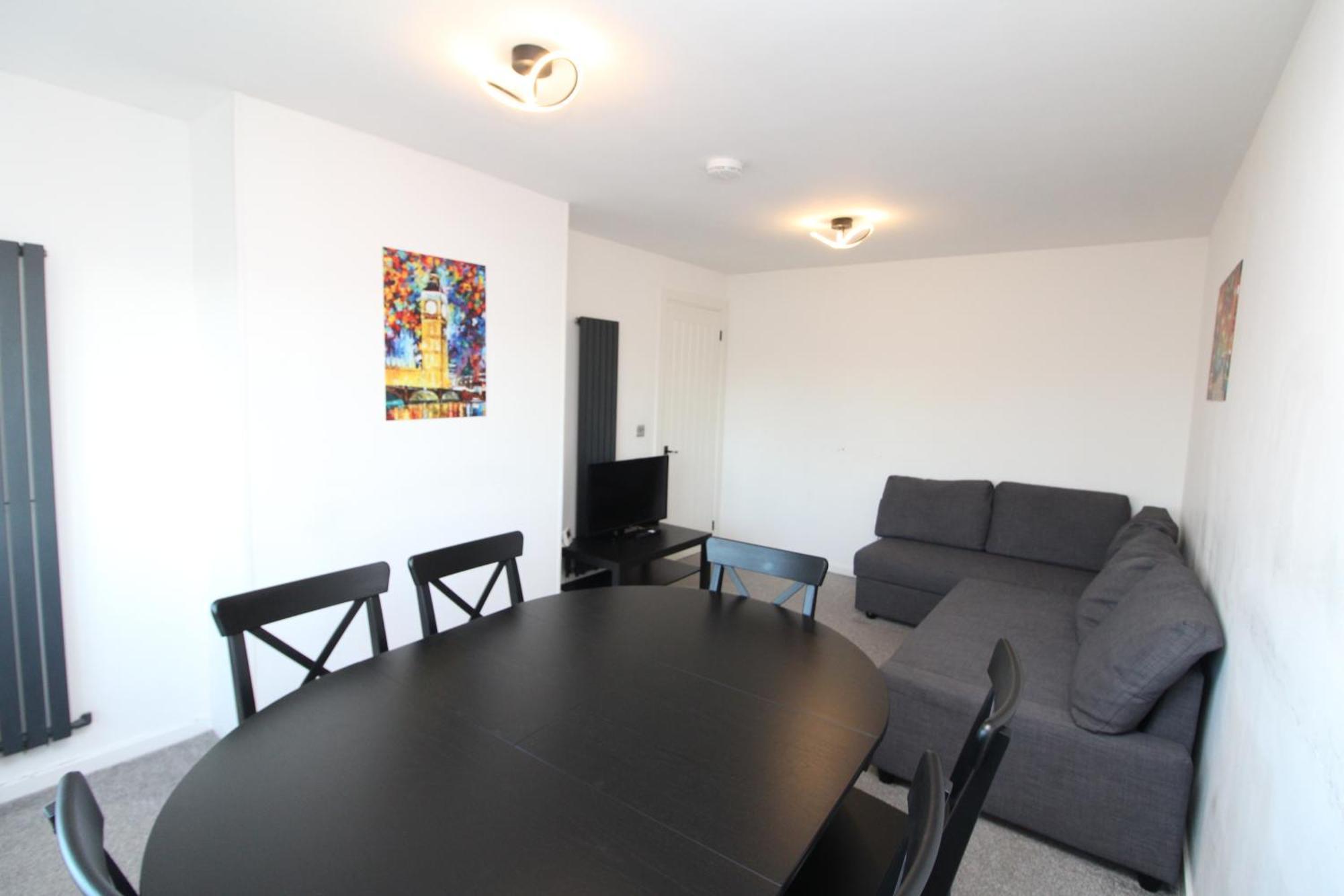Modern Luxury Flat In