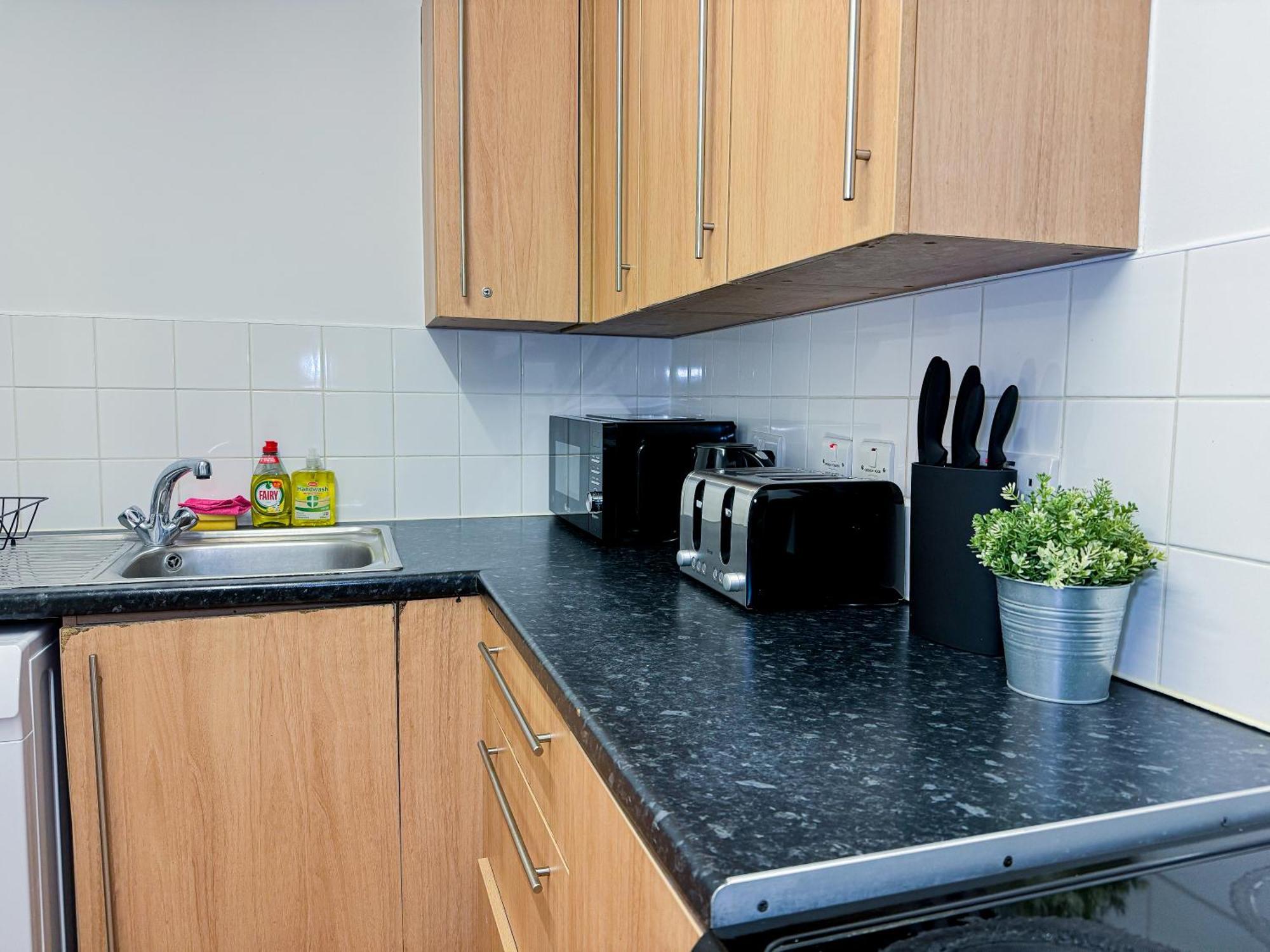 Hidden Gem: Quiet & Comfortable Apartment
