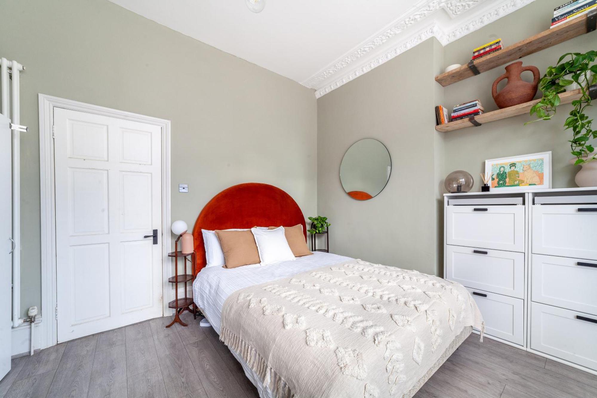 Arte - 2 Bed Luxurious Flat, Garden, 5min Dalston St., Parking Available, Serviced - Up To 5 Ppl