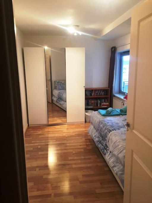 Apartment 1 Bedroom Flat Near Excel, O2, Canary Wharf - *