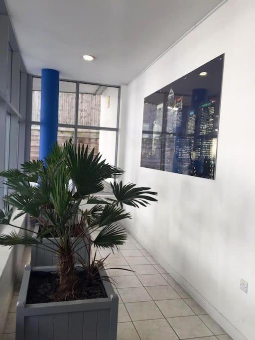 1 Bedroom Flat Near Excel, O2, Canary Wharf - Apartment London