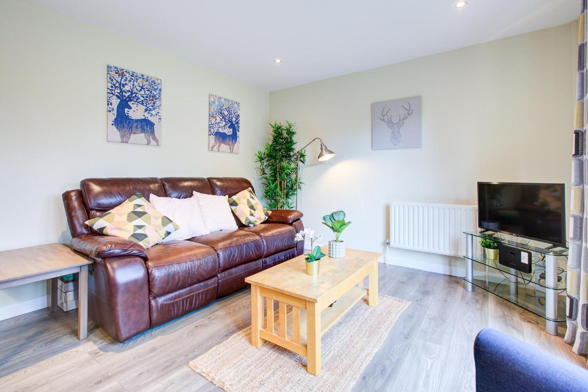 Apartment Spacious & Modern 2 Bed Sleeps 5 In Walthamstow London