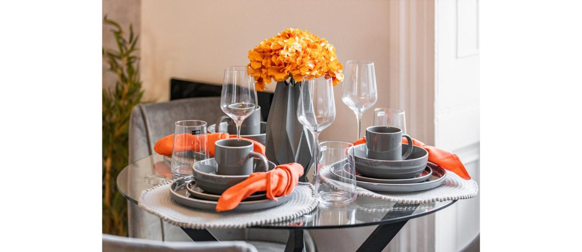 Appartement Simplicity Meets Warmth: 1-bed Delight Londen