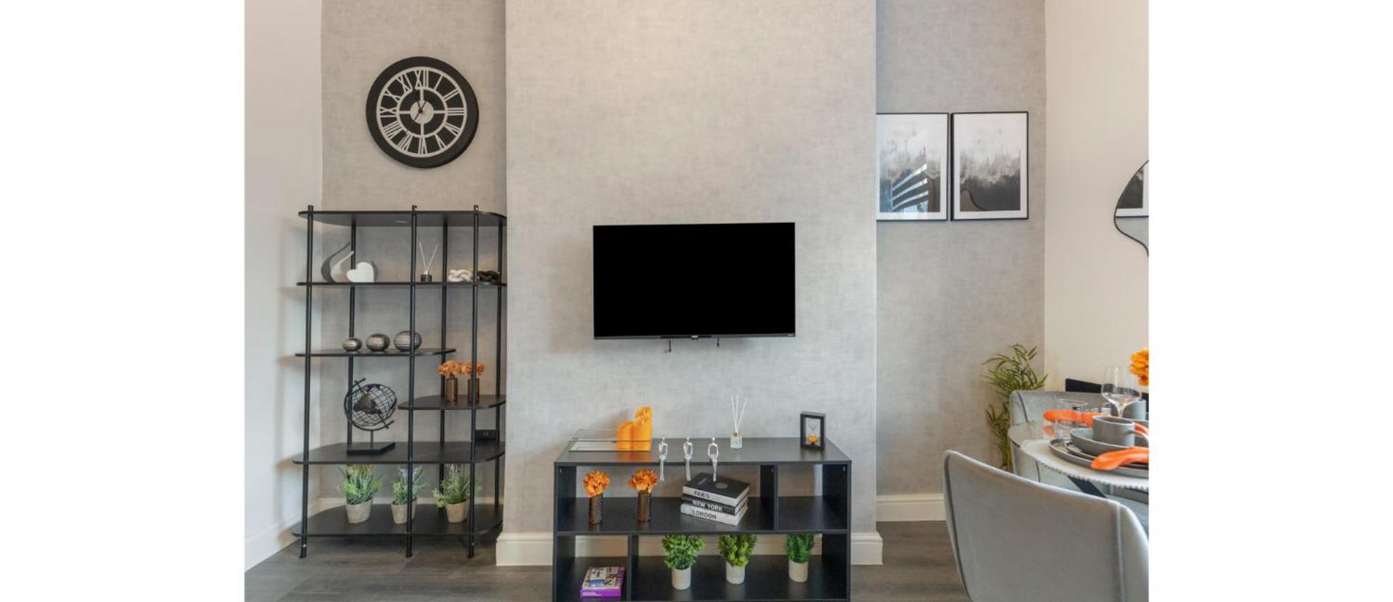 Simplicity Meets Warmth: 1-bed Delight Appartement *