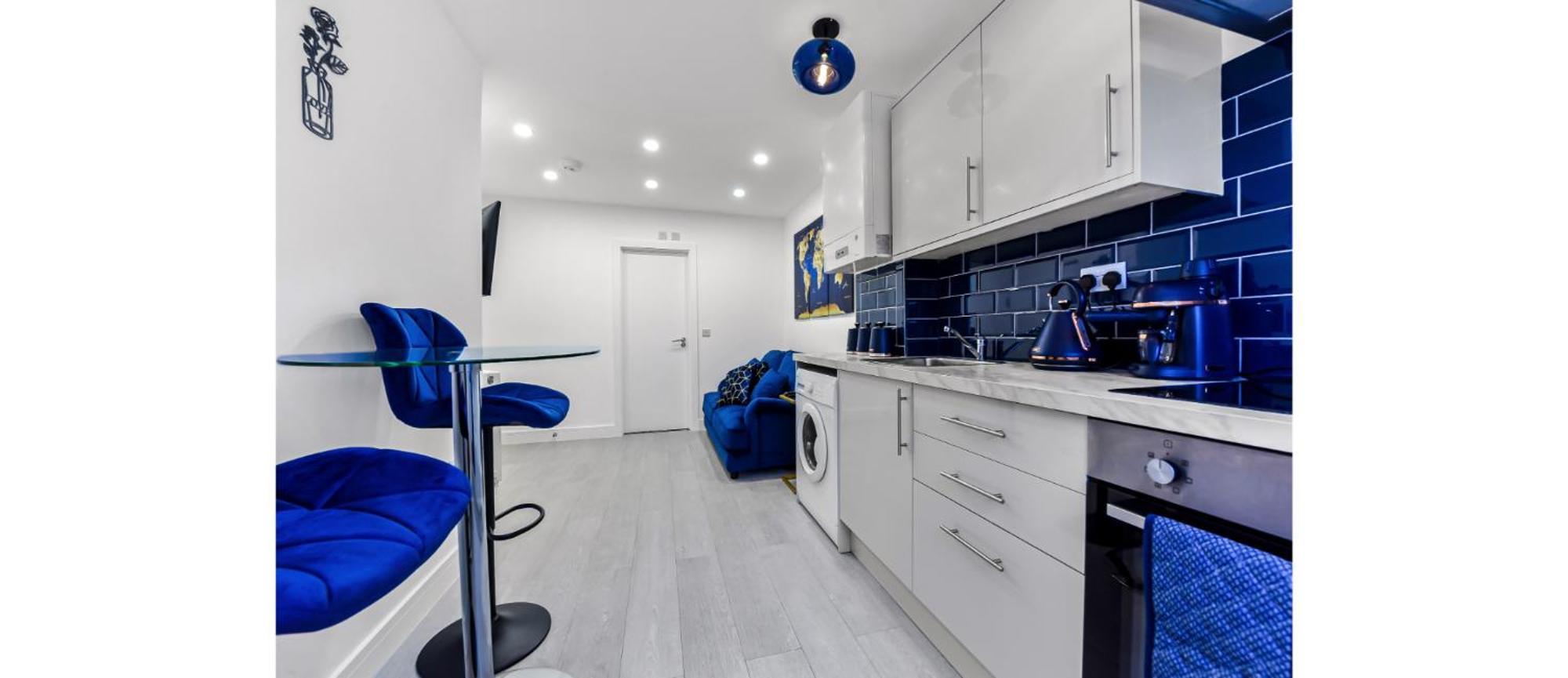 Comfortable And Stylish 1 Bedroom Flat - Sleeps 2