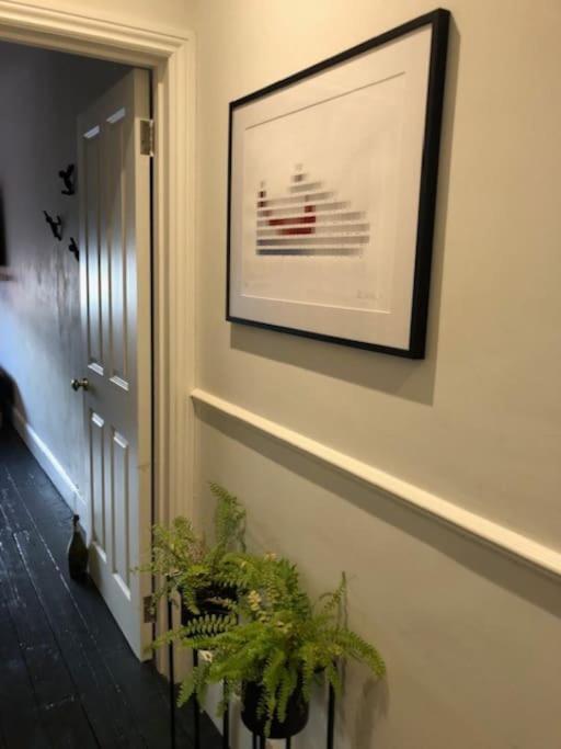 Stunning Modern Large 5 Bed House Willesden Londres