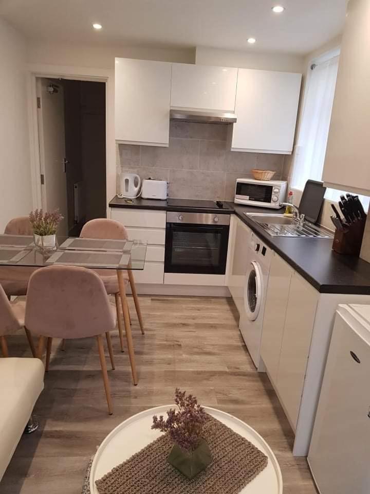 Apartamento 2 Bedroom Serviced Londres