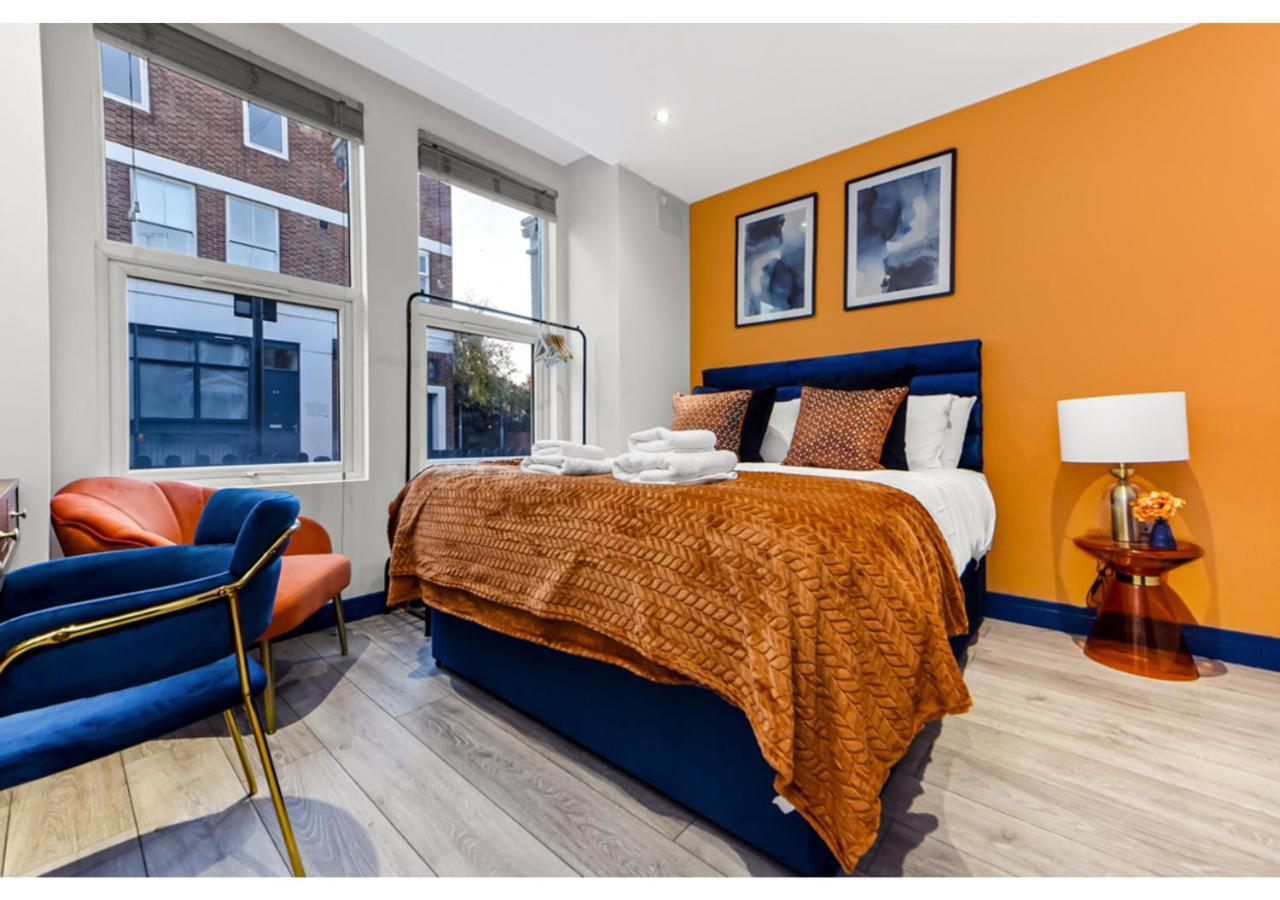 Apartment Palatial Style House Secs To Lovely River Walk