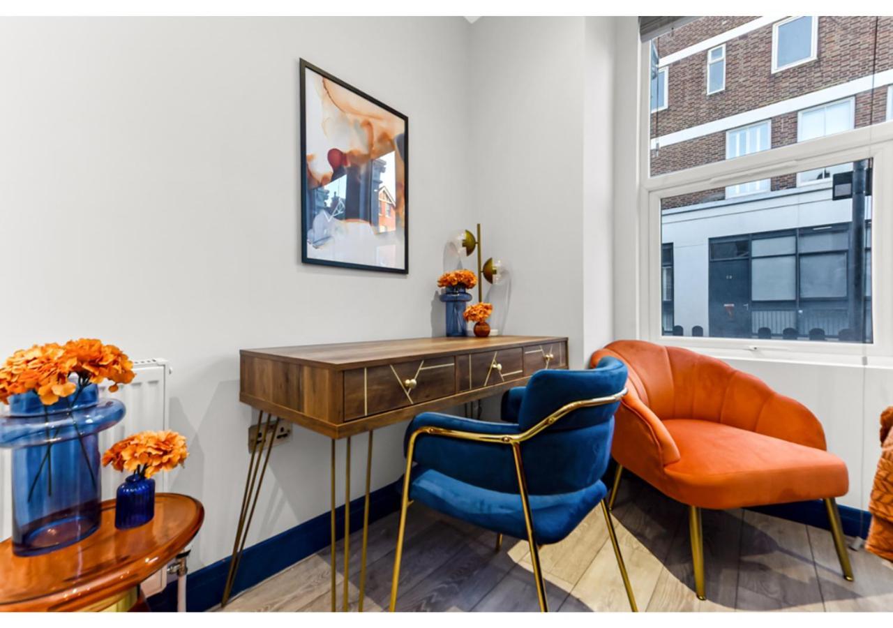 Palatial Style House Secs To Lovely River Walk Apartment *