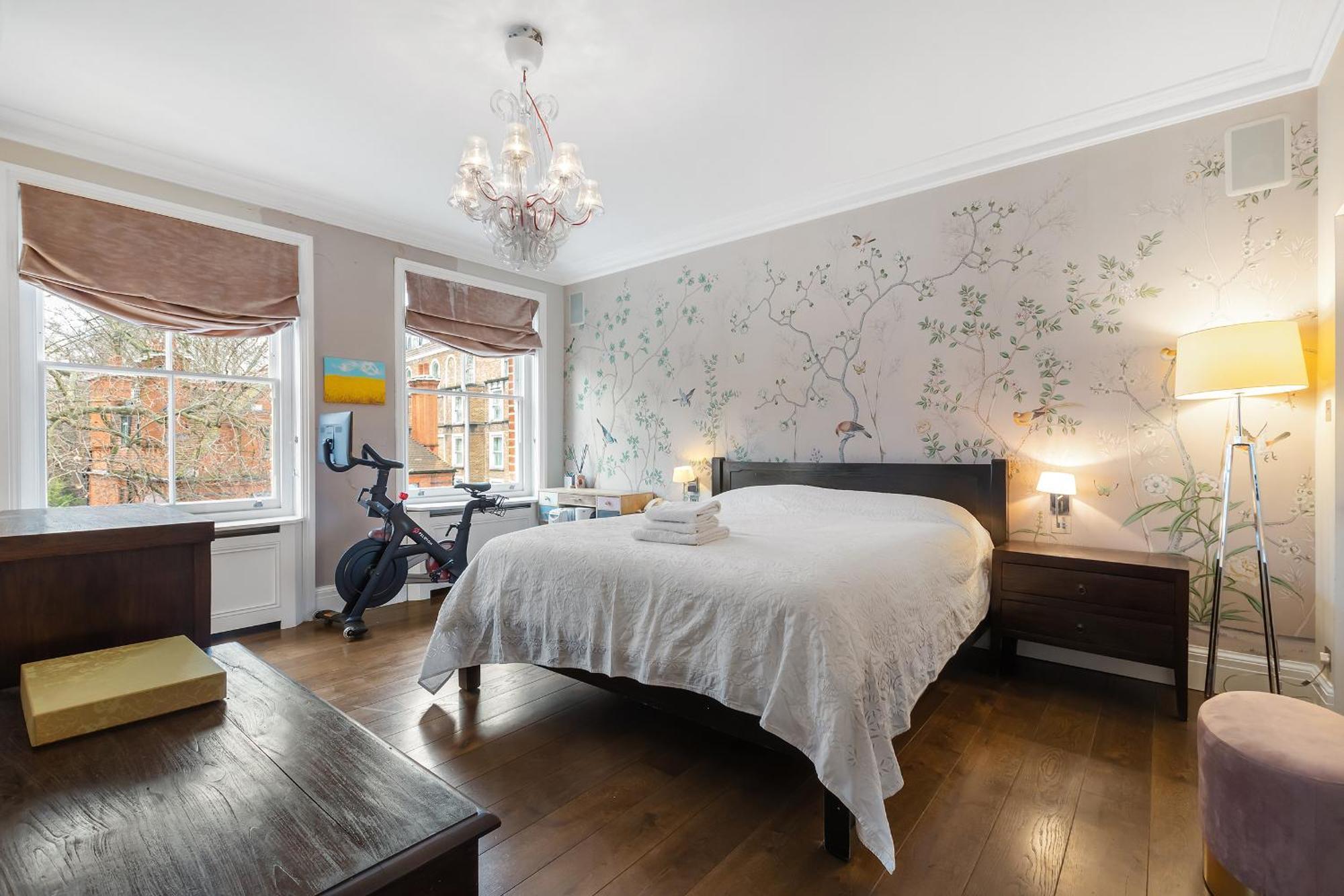 Luxurious In Kensington * London