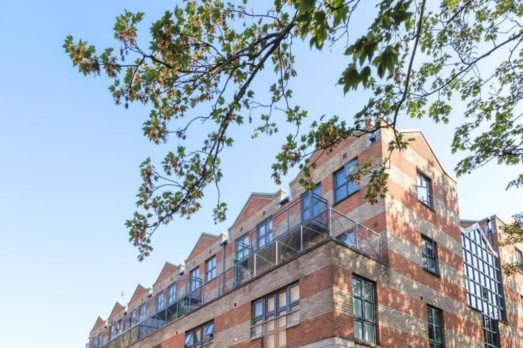 Modern Flat In Camden Town Apartment London