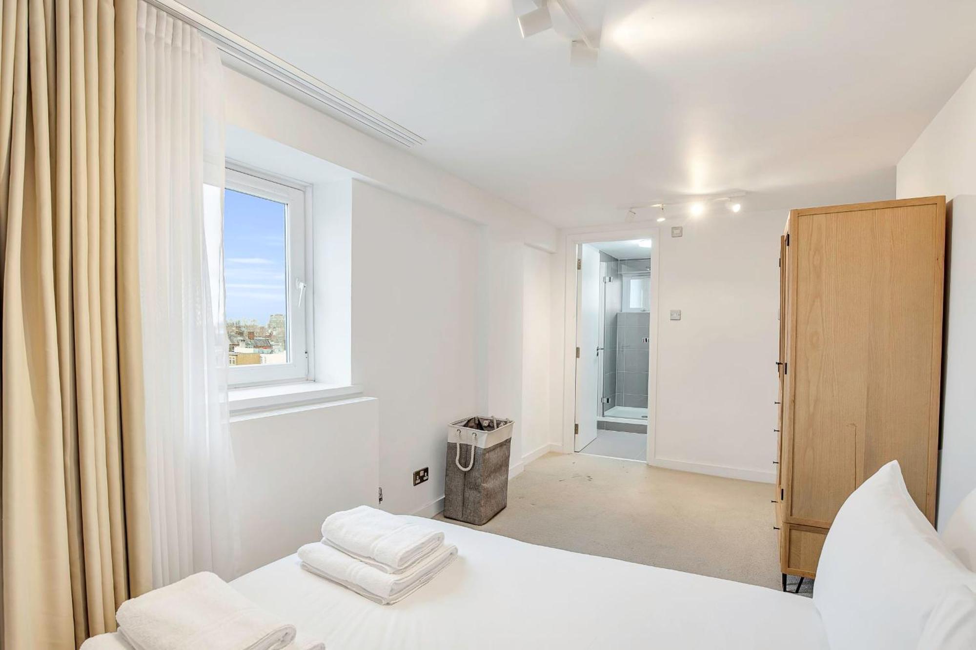 Bright And Spacious Belgravia * London