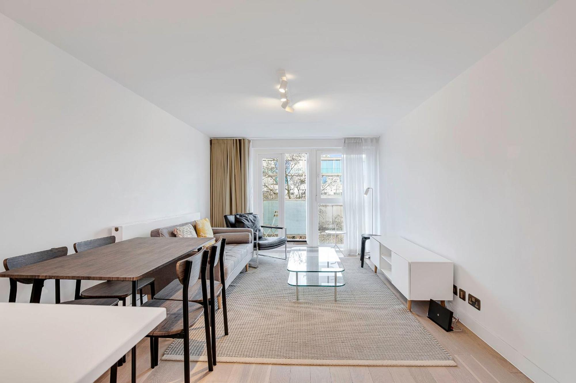 Apartment Bright And Spacious Belgravia