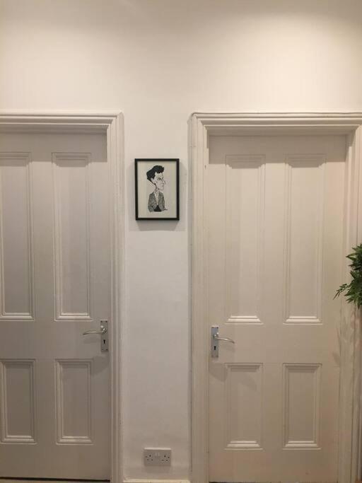 Beautiful 3 Bed In Leafy Hampstead Appartement *