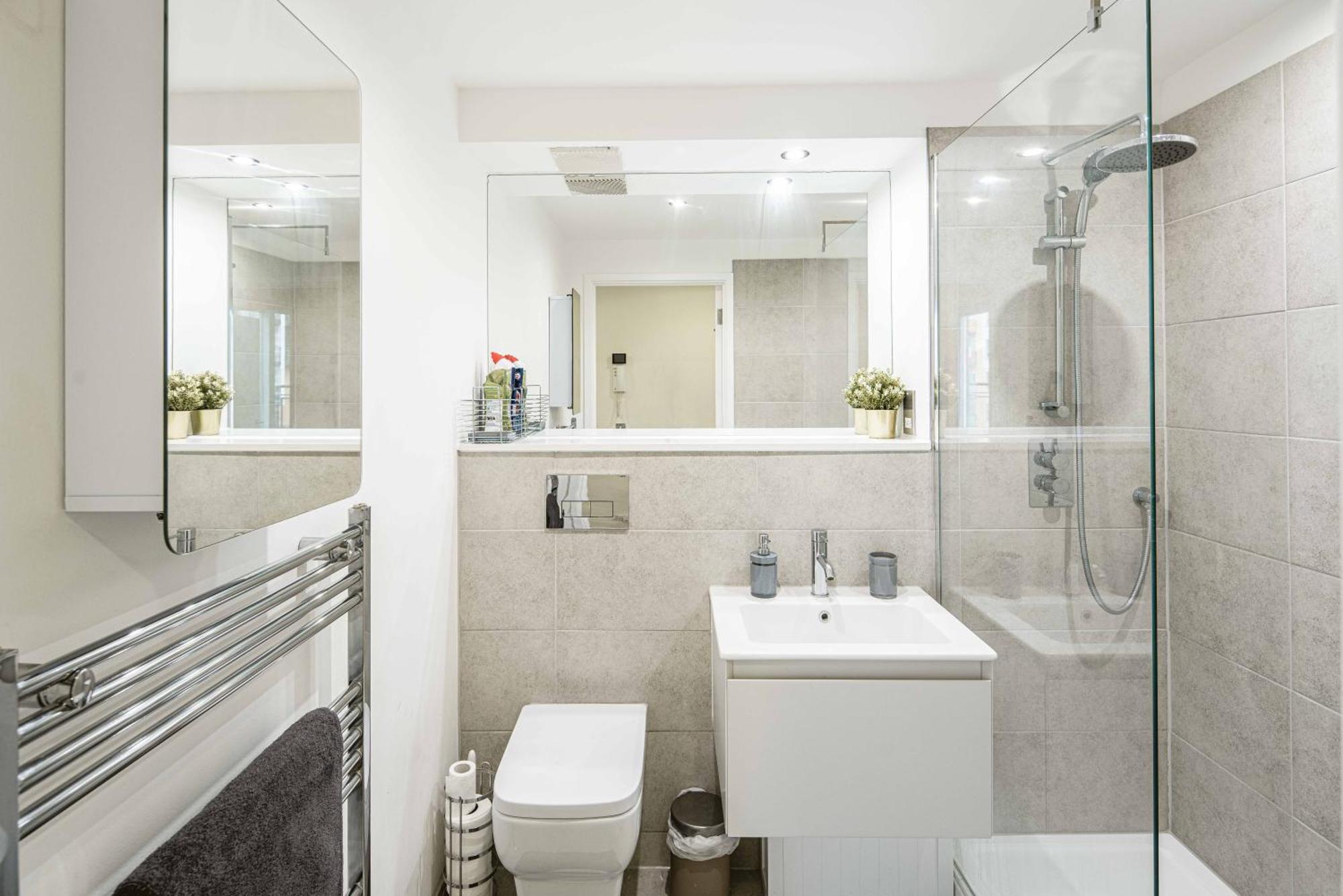 Beautiful Penthouse With Private Terrace In Greenwich Peninsula * Londres