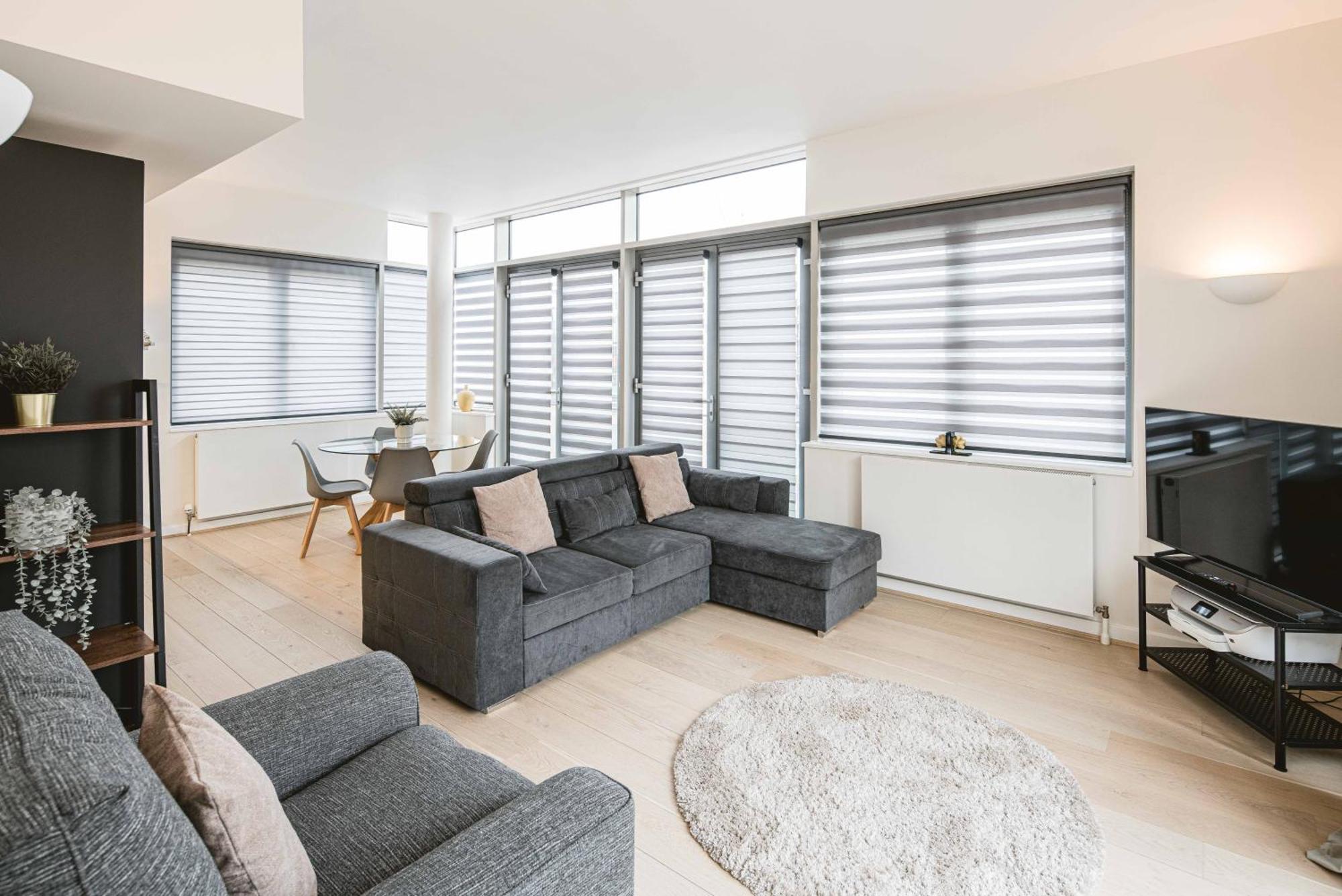 Beautiful Penthouse With Private Terrace In Greenwich Peninsula Apartamento