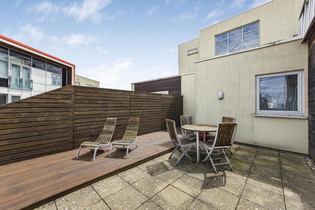 Apartamento Beautiful Penthouse With Private Terrace In Greenwich Peninsula Londres