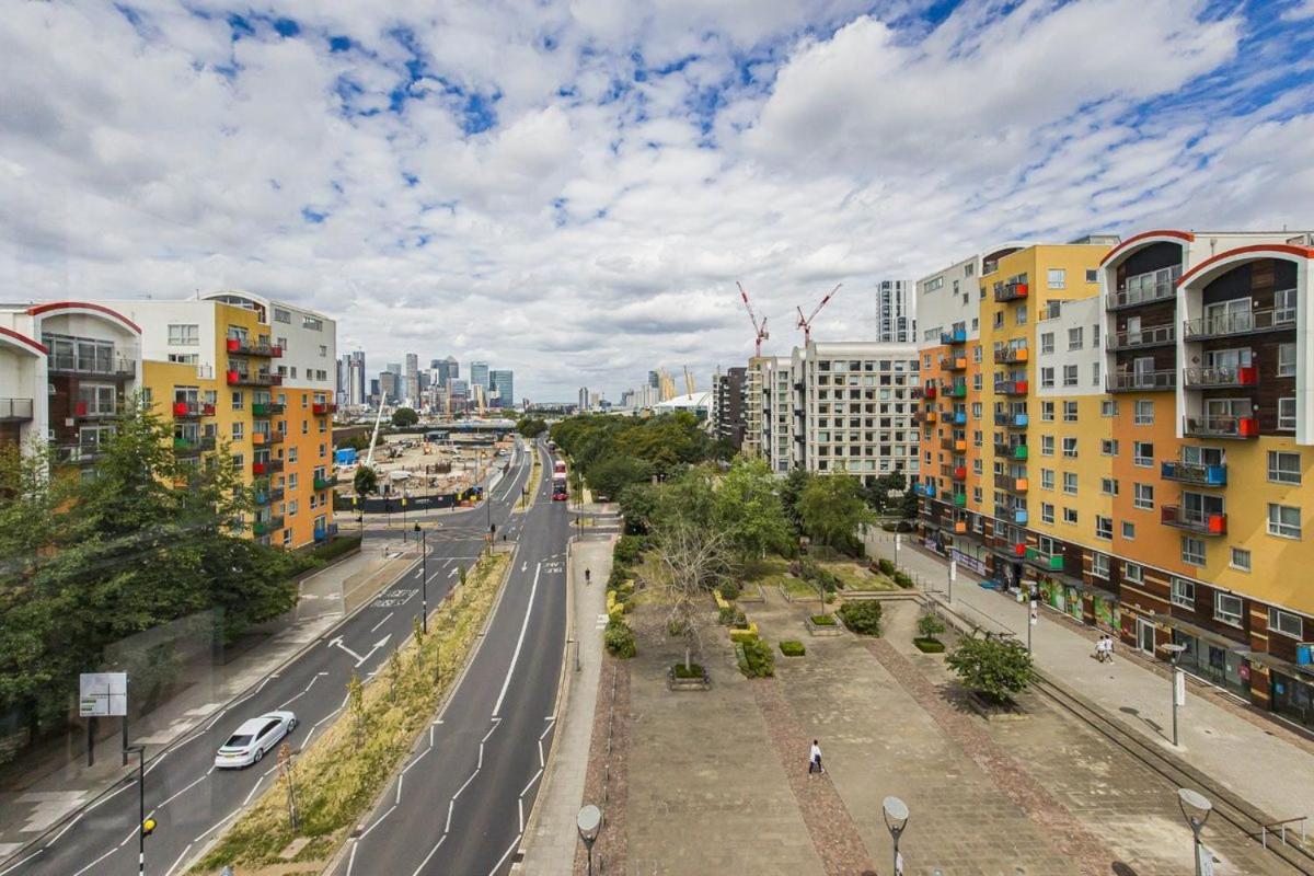 Beautiful Penthouse With Private Terrace In Greenwich Peninsula Apartamento