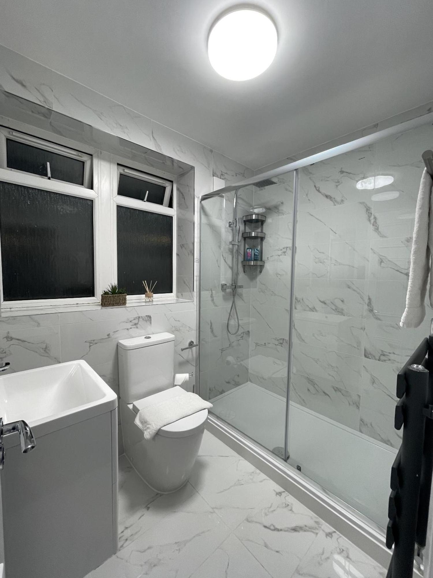 Apartamento Deluxe - Next To Kings Cross - Eurostar & Euston Station Londres