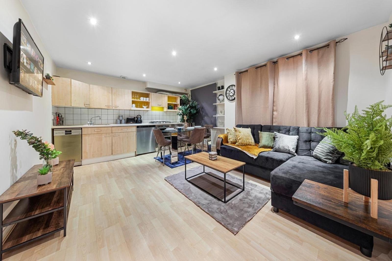 Deluxe - 1 Min Away From Camden Market And Station Appartement Londen