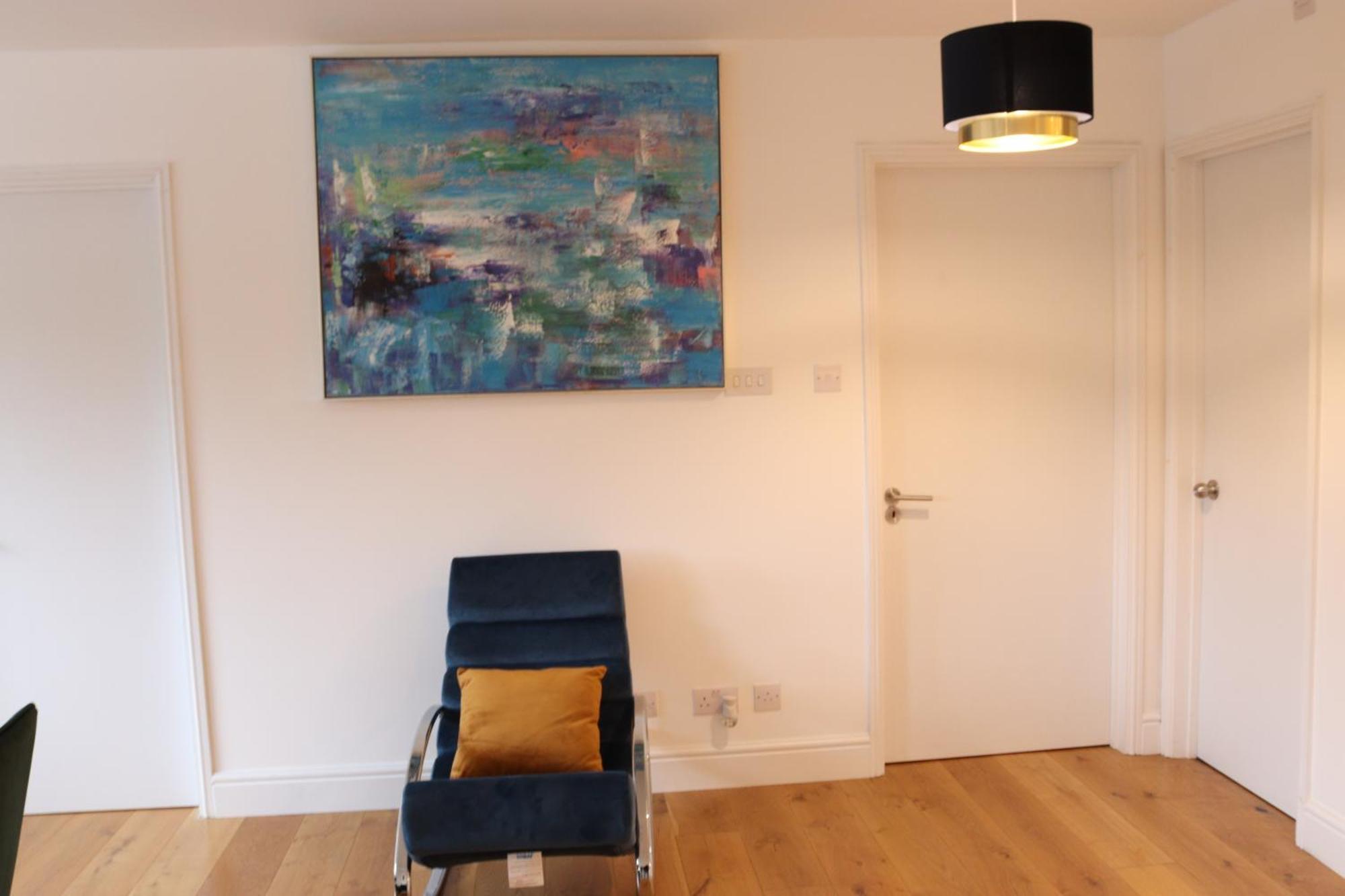 Garland Lovely Apartment, St John's Wood