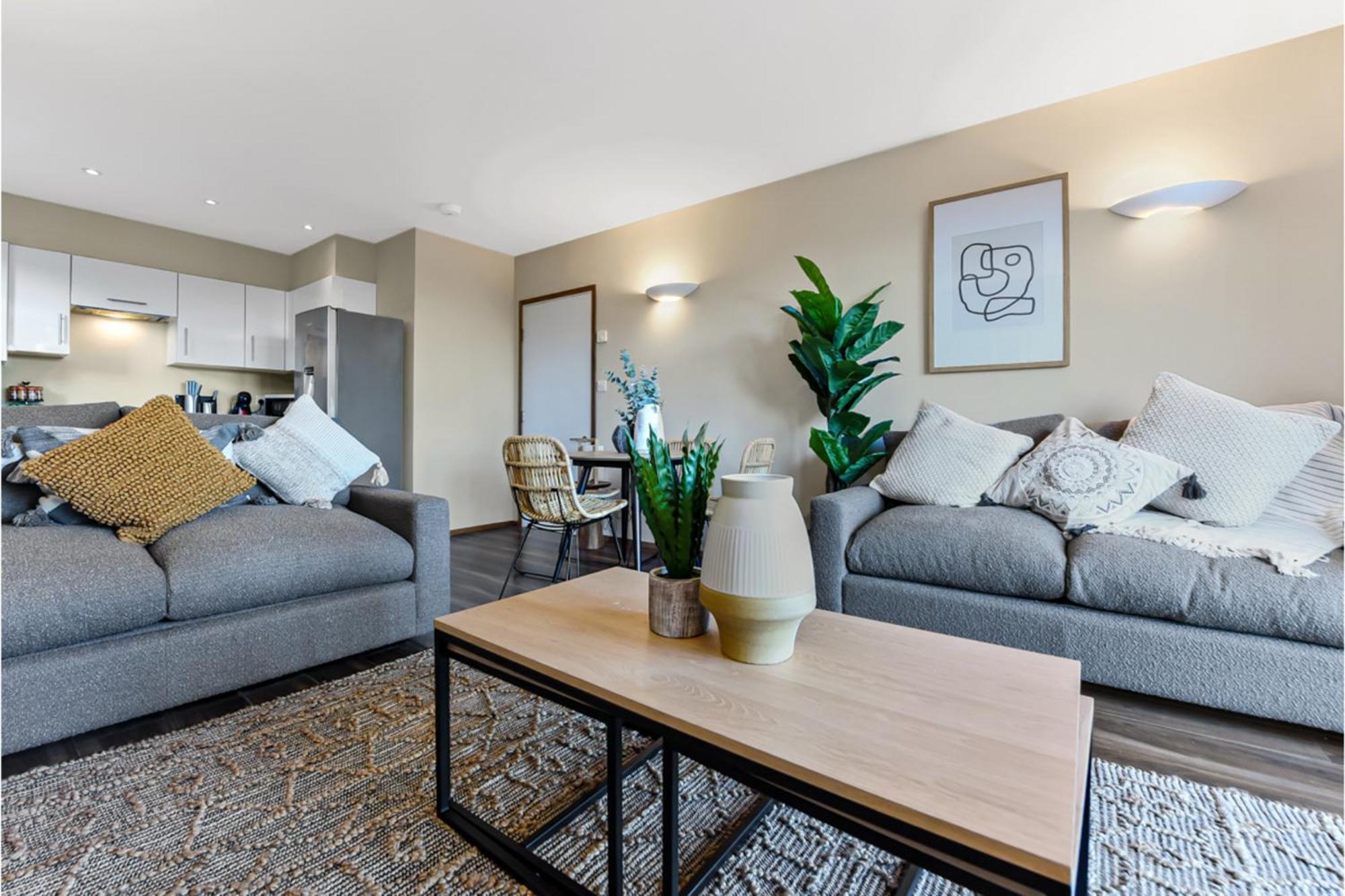 Apartment Gorgeous Flat, Perfect For Family/large Group *
