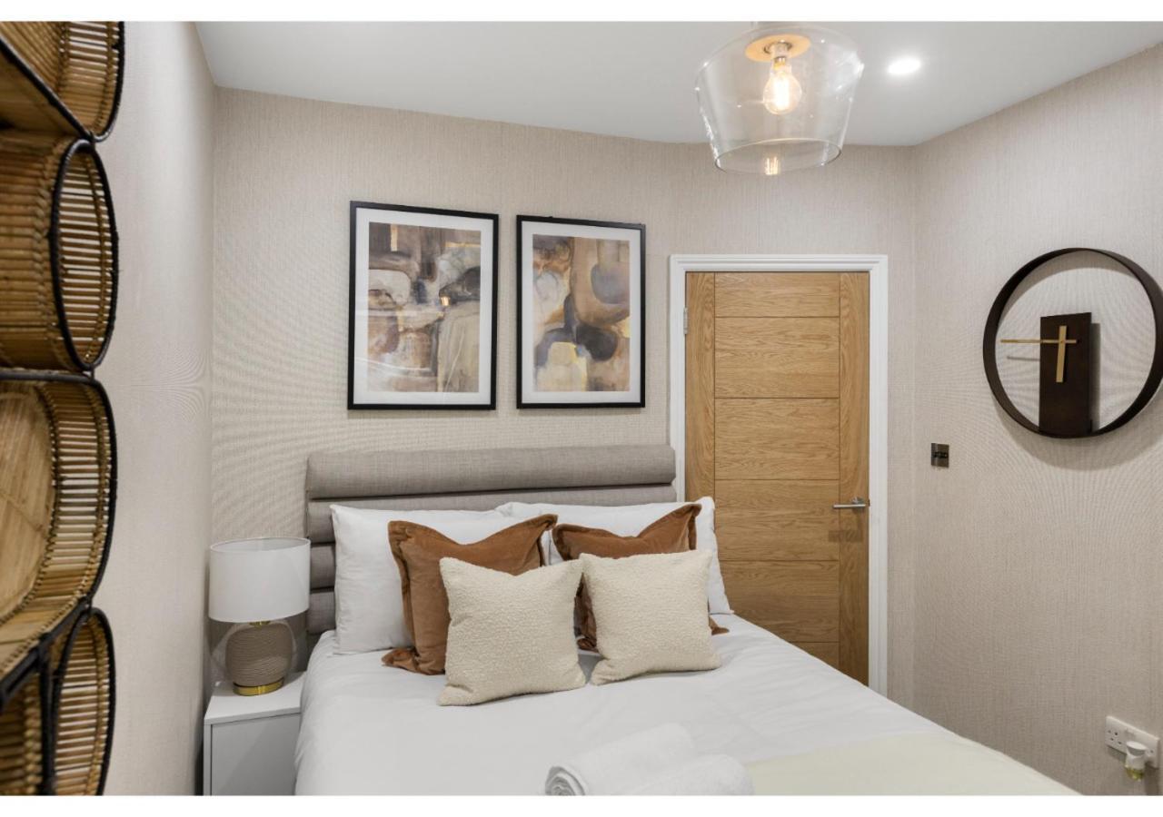 Conveniently Situated - Luxuriously Furnished! *