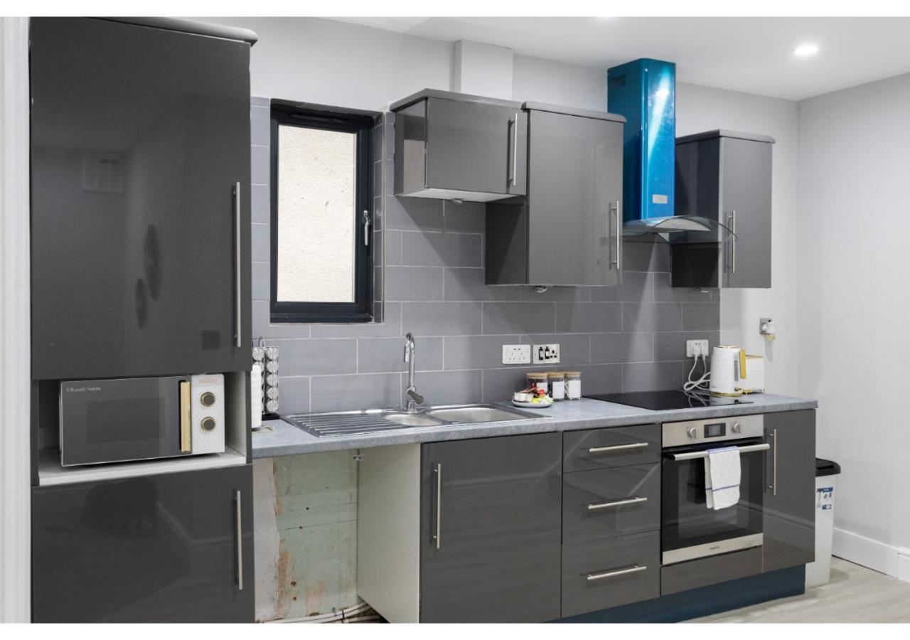 Conveniently Situated - Luxuriously Furnished! *