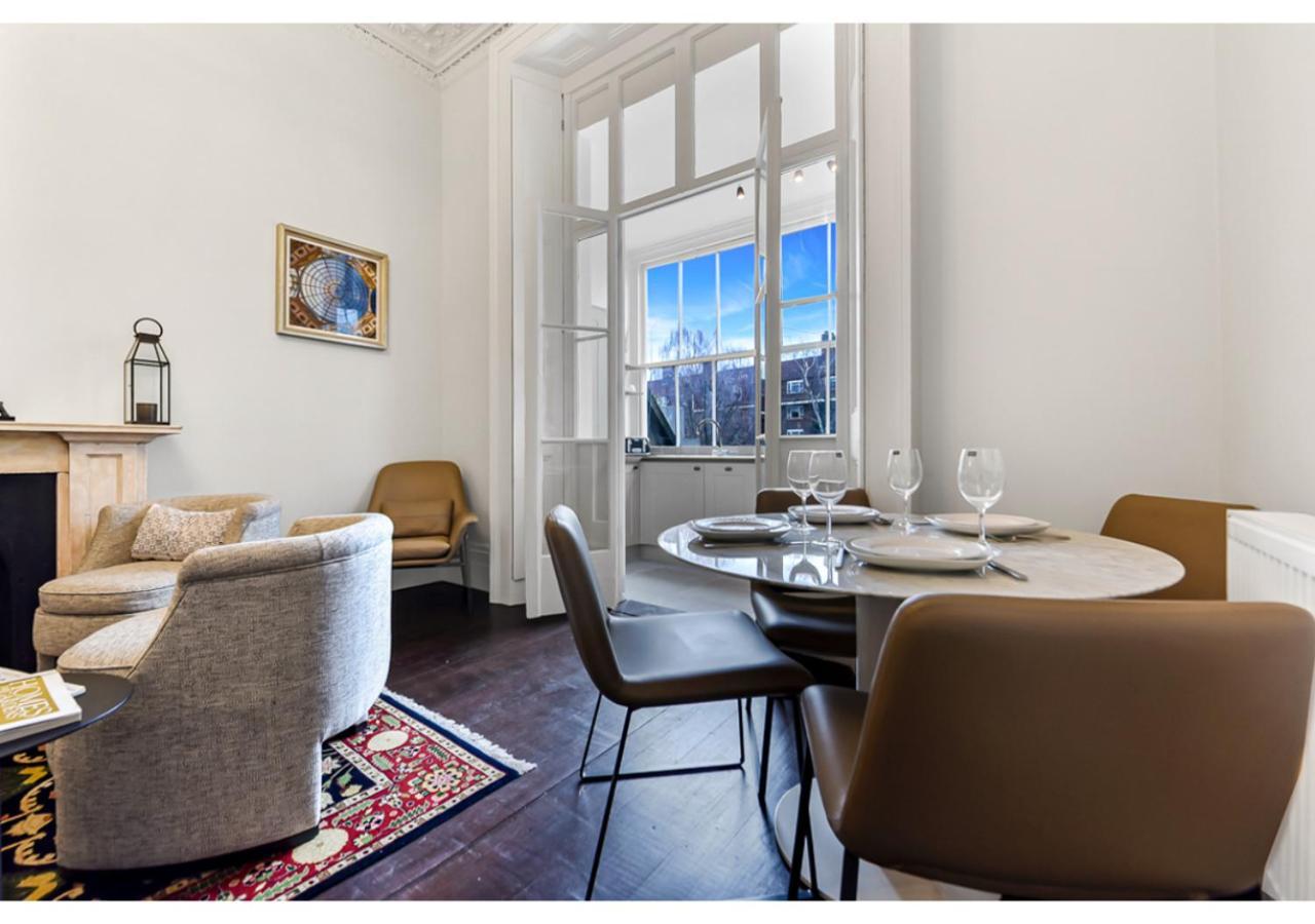 Upscale Urban Haven: Luxury Flat Apartment *
