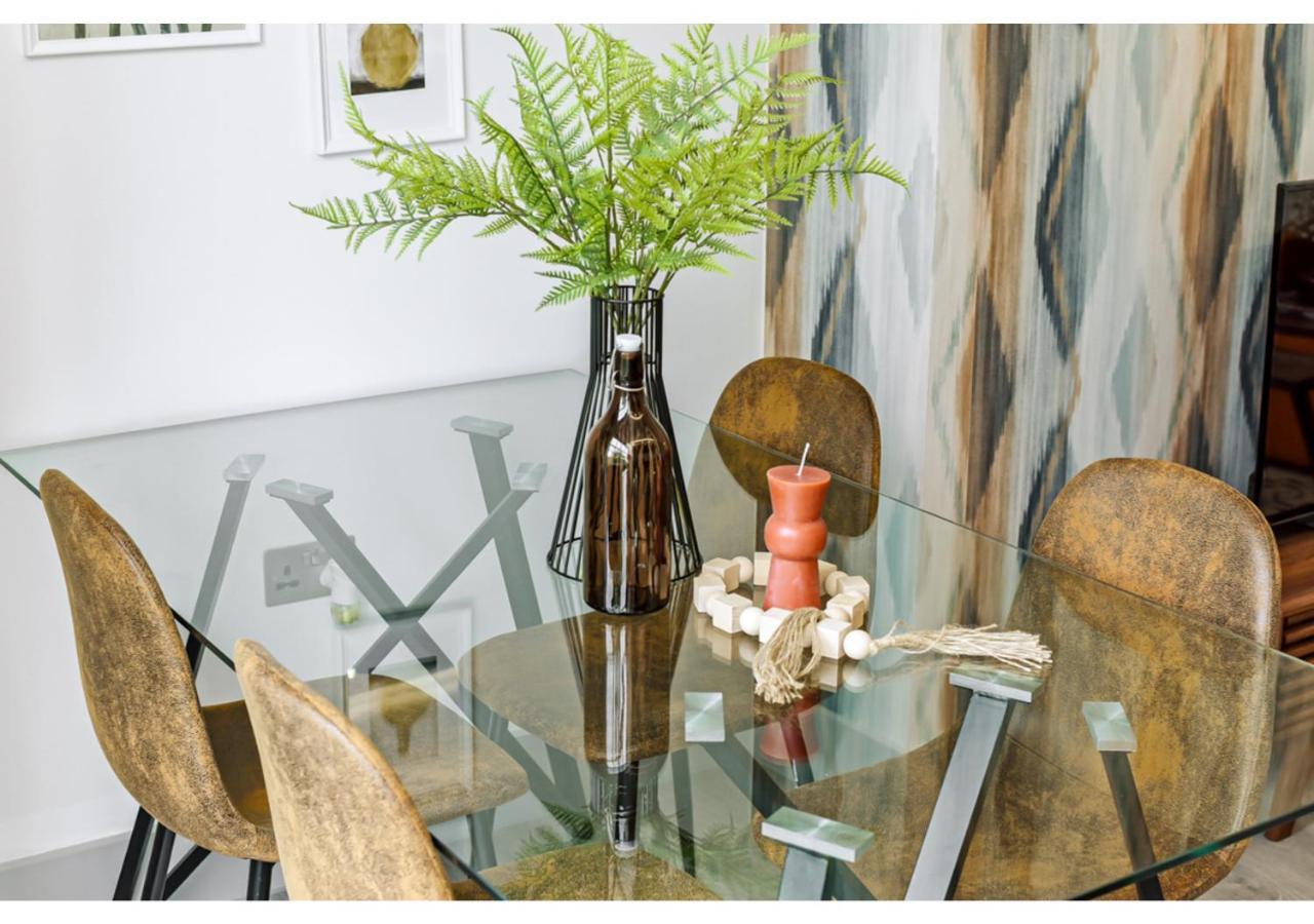 Apartamento Modern Comforts 2 Bd Flat - Sleeps 5 *
