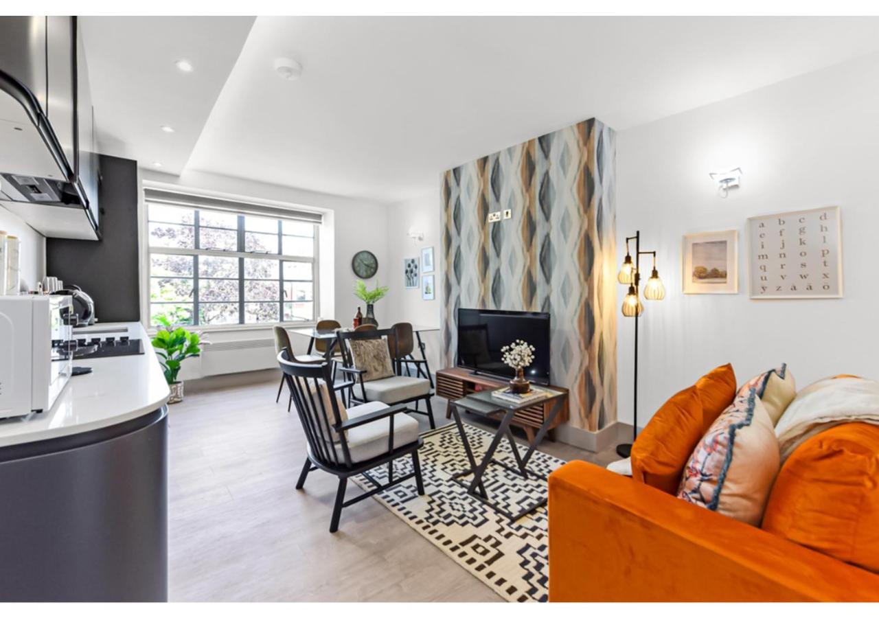 Apartamento Modern Comforts 2 Bd Flat - Sleeps 5 Londres