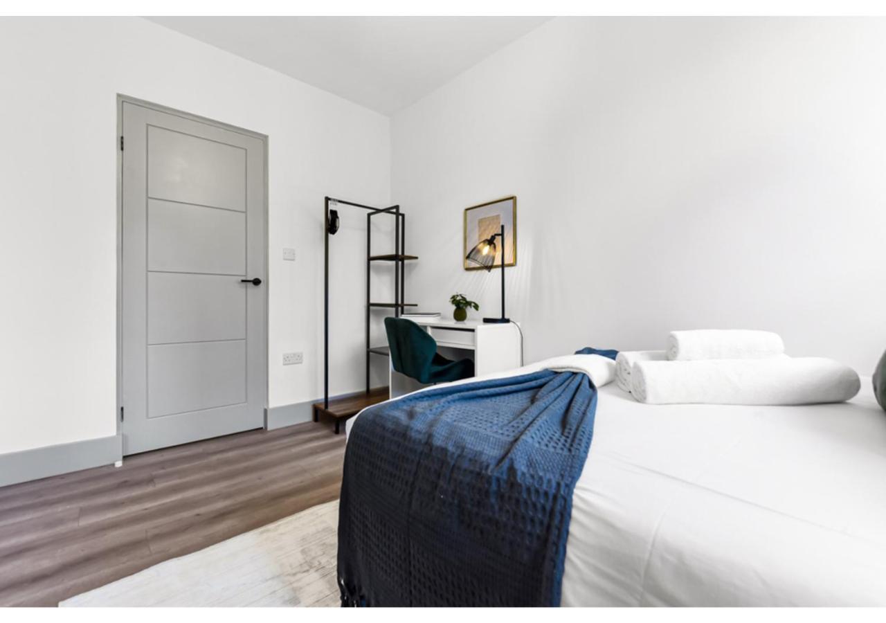 Modern Comforts 2 Bd Flat - Sleeps 5 Apartamento *
