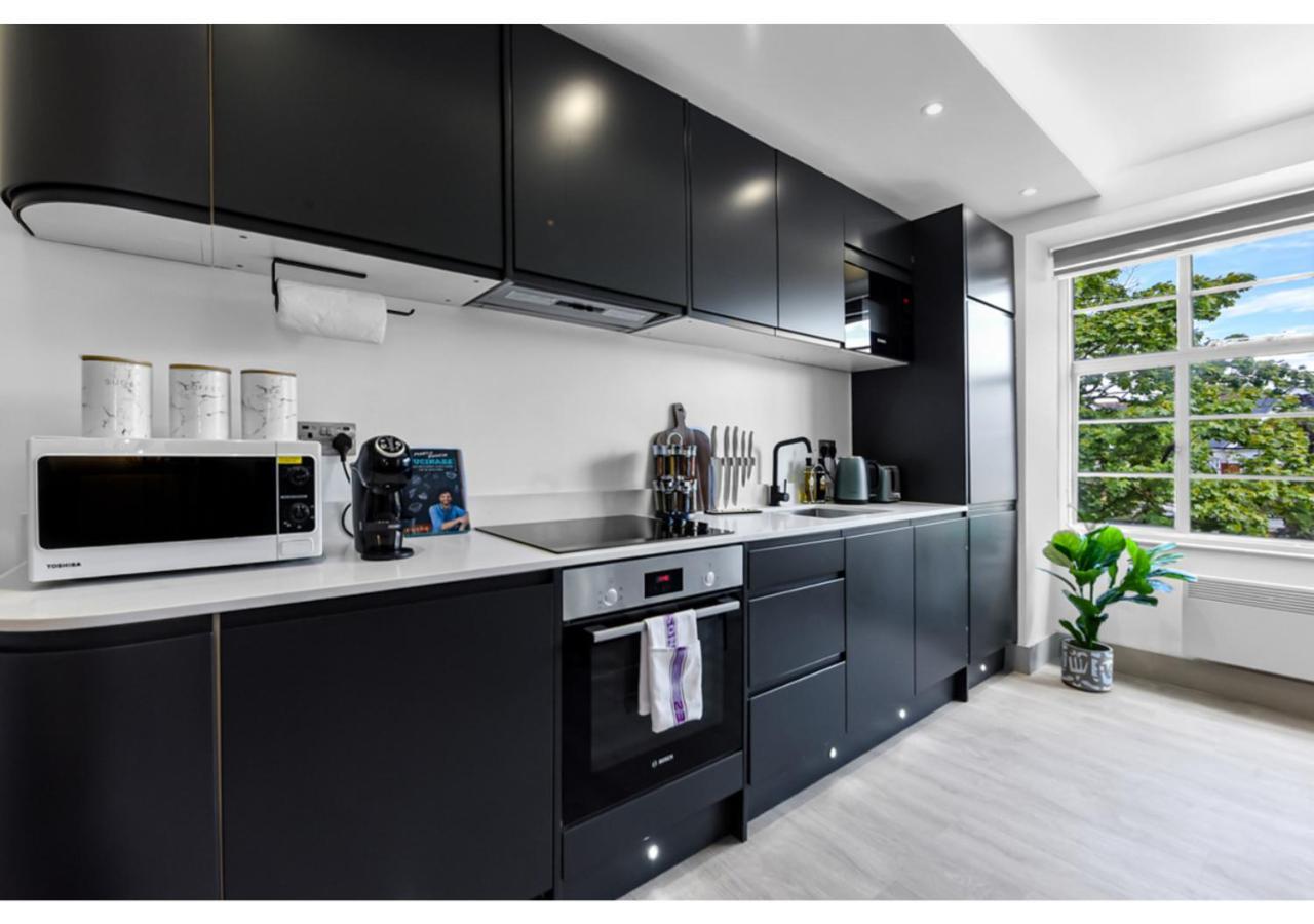 Modern Comforts 2 Bd Flat - Sleeps 5 Londres
