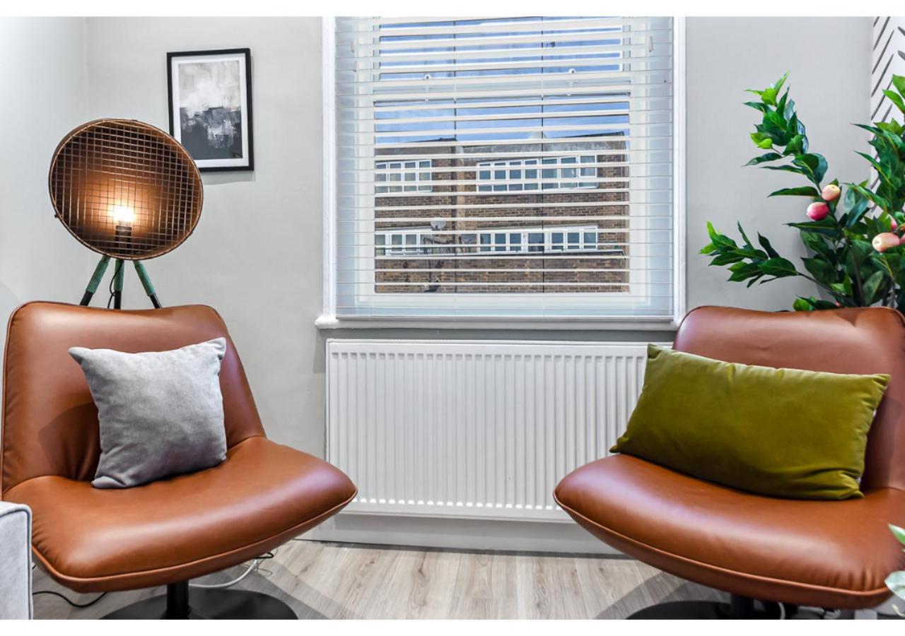 New And Modern Flat In London! * Londres