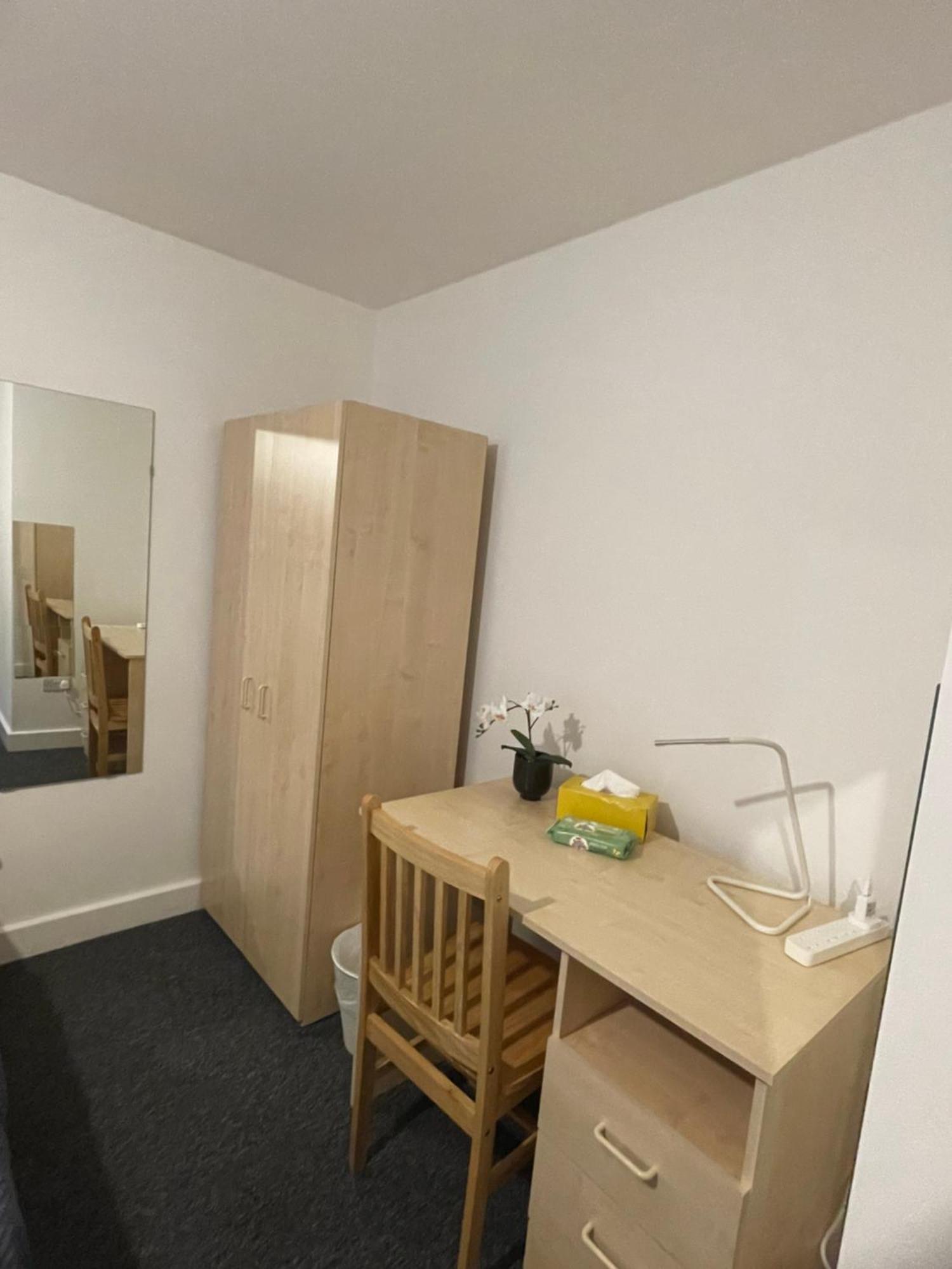Casa de hóspedes Lovely Triple And Quadruple In Euston & Square In Londres