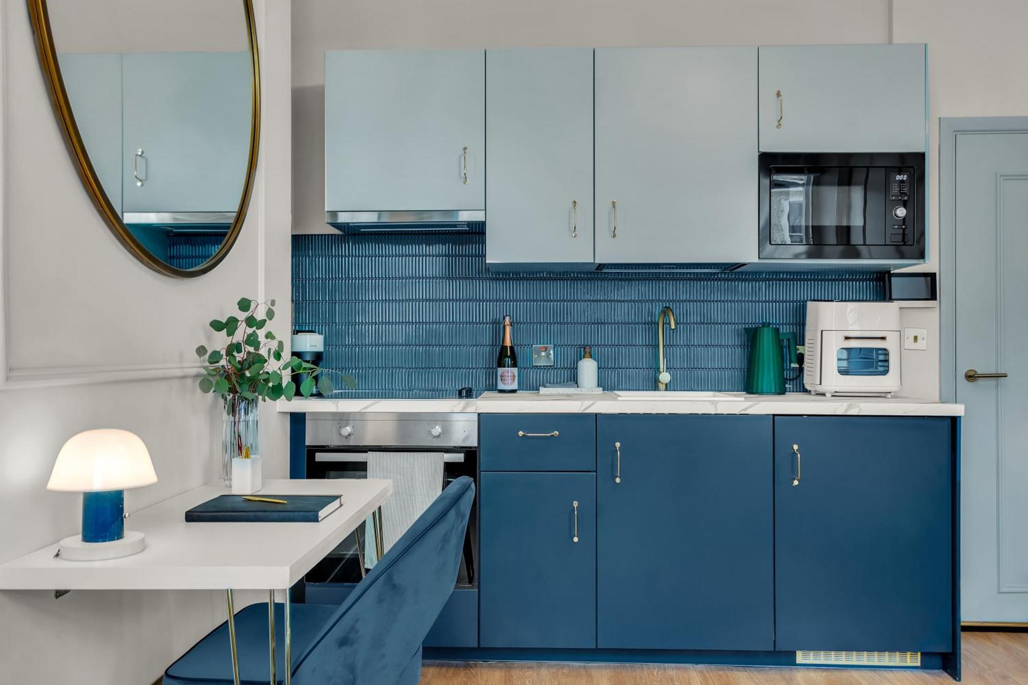 Mysquare Kensington Residences *