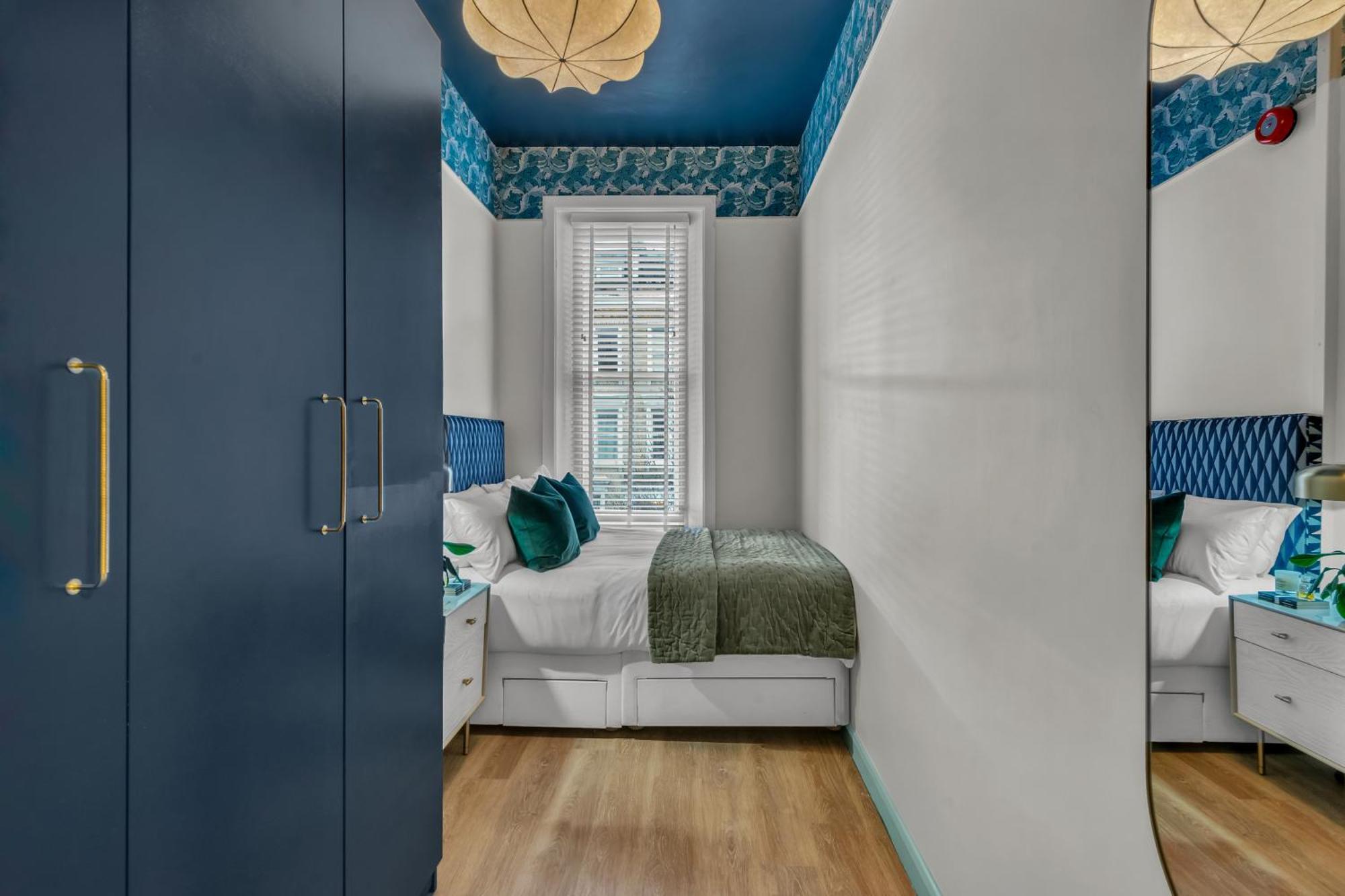 Mysquare Kensington Residences