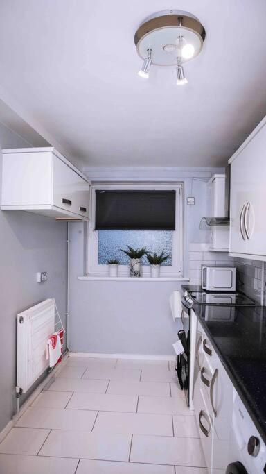 Two Bedroom Unit Appartement