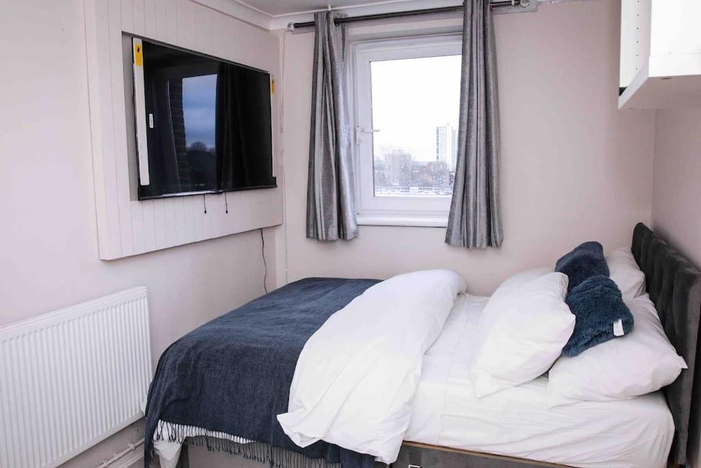 Apartment Two Bedroom Unit