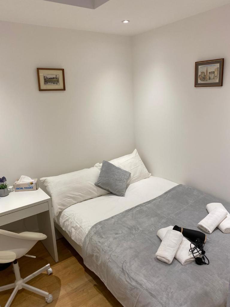 Habitación en casa particular Private Near Euston Station, *