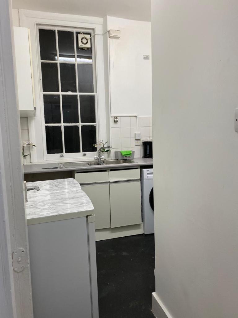 Accommodatie bij particulieren Private Bedrooms In Camden Town, *