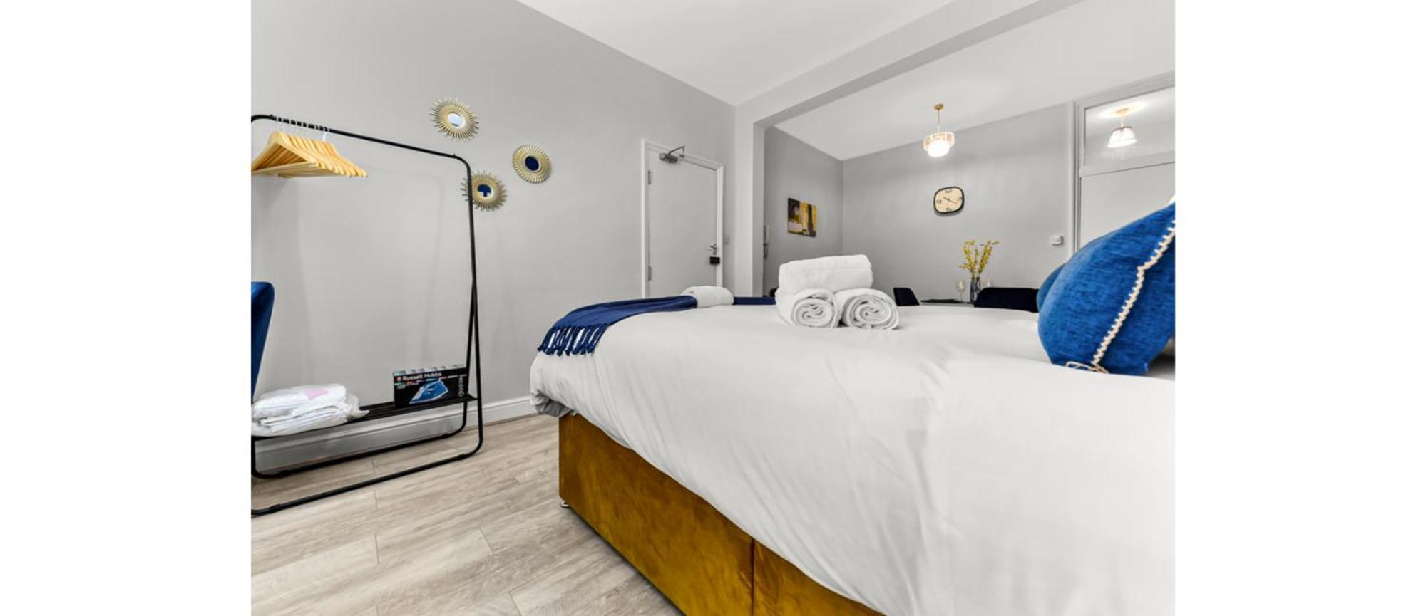 Terrific 1 Bd Flat In *