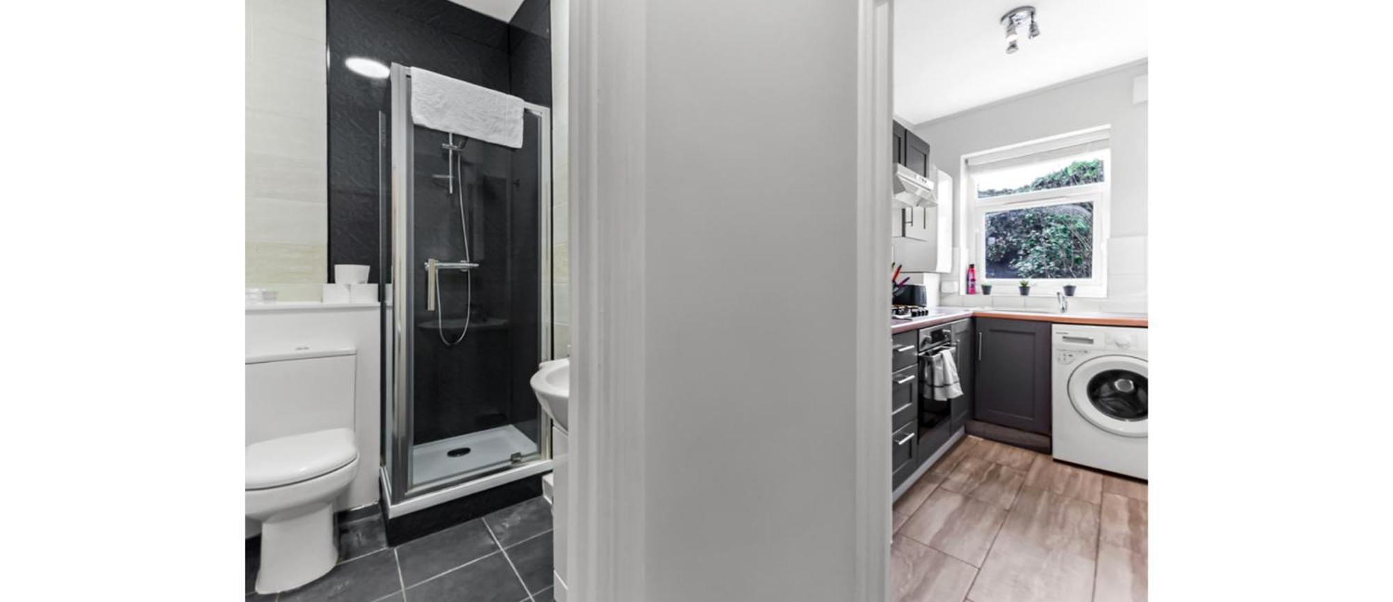 Terrific 1 Bd Flat In