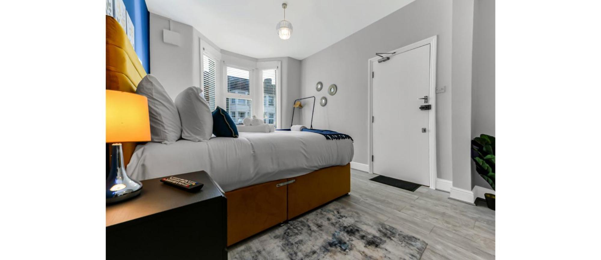 Terrific 1 Bd Flat In Apartamento *