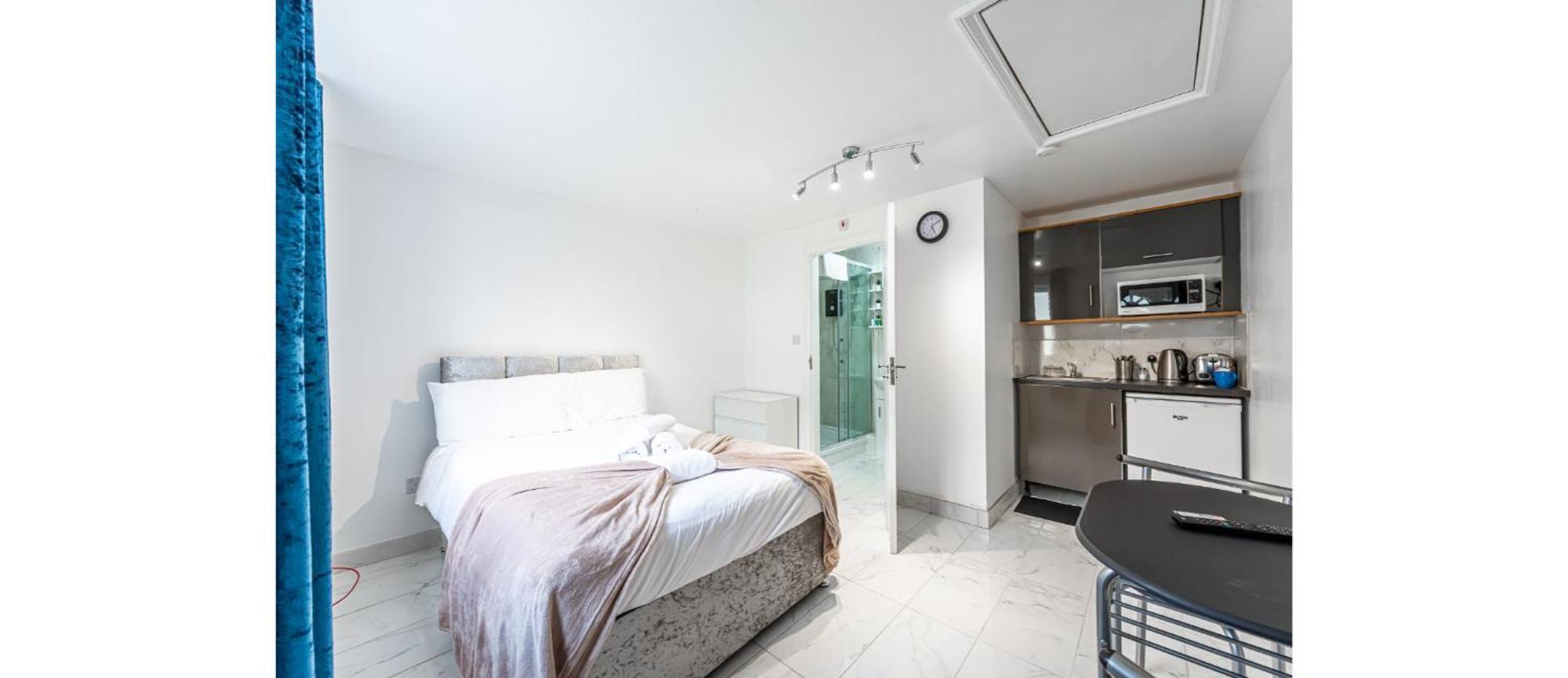 Apartamento Newly Renovated Cozy Studio #2