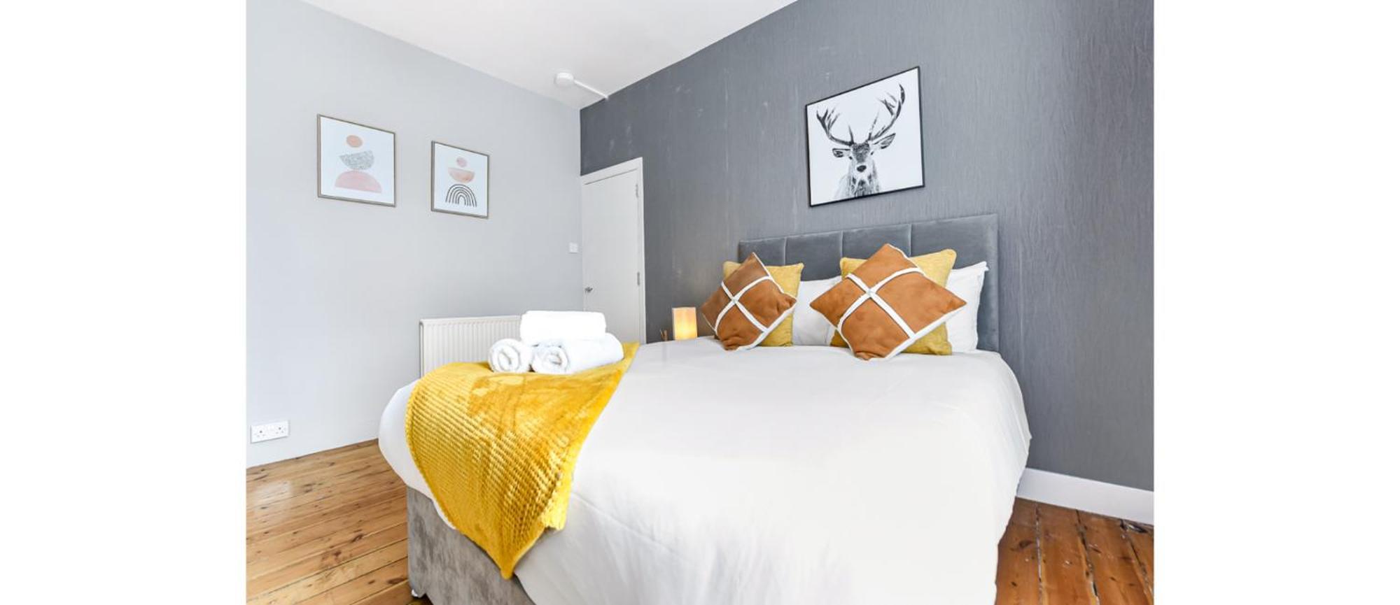City Escape: Sleek And Comfy 3 Bedroom House W/ Garden Londres