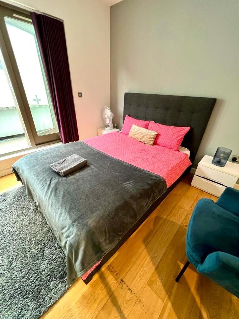 A Beautiful And Cozy In The Heart Of Londres
