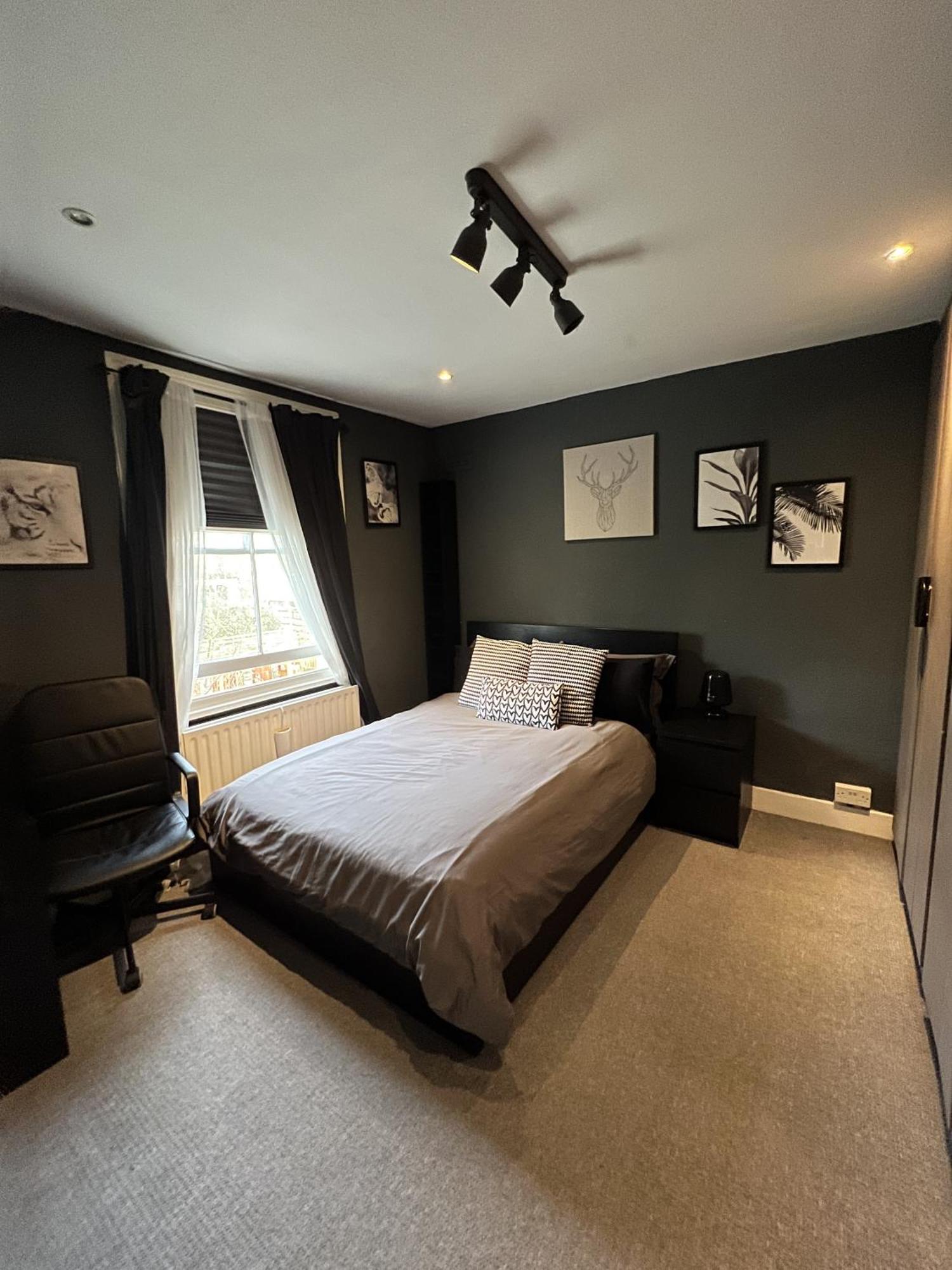 2 Bedroom Flat In Kensal Rise Londres