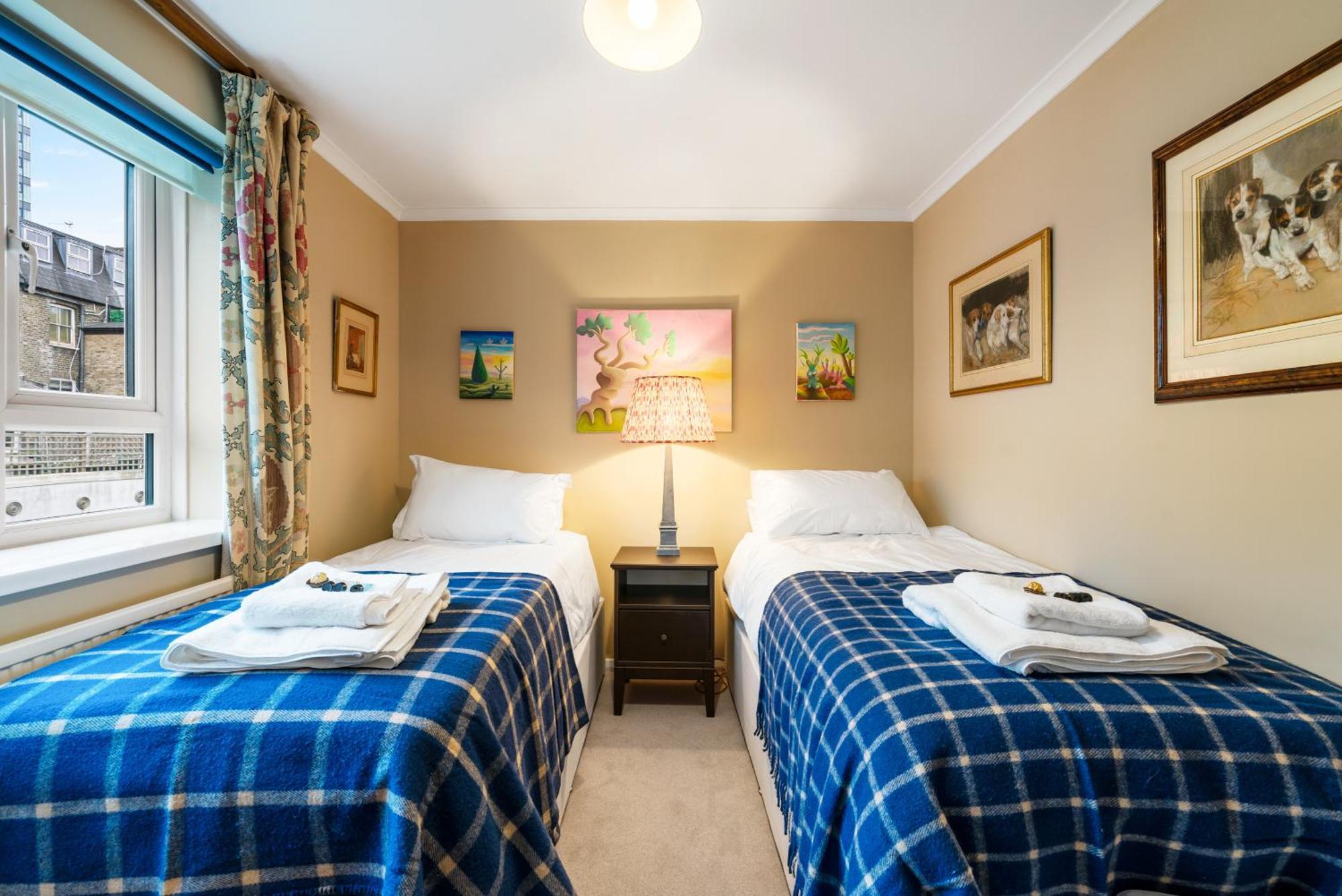 Bright & Cosy Gem ~ Battersea Park View ~ King Bed *