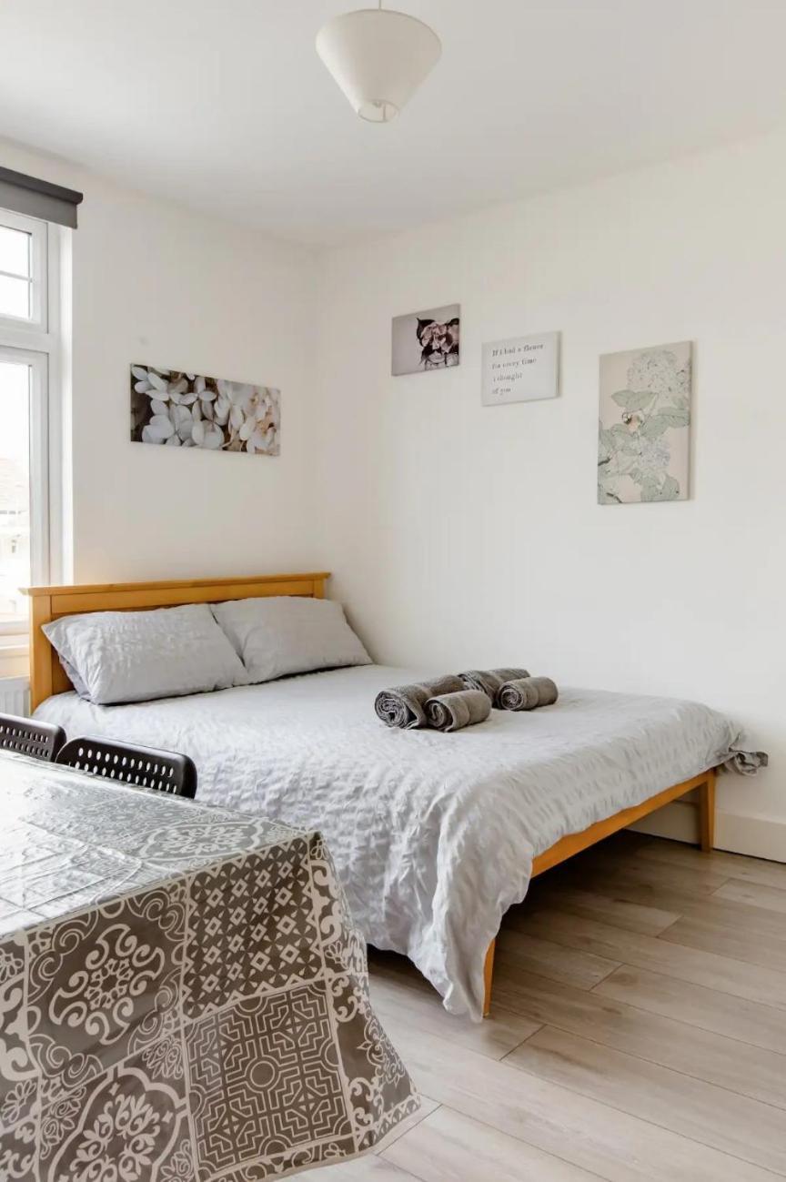 Double Edmonton Green, N9 Accommodatie bij particulieren *